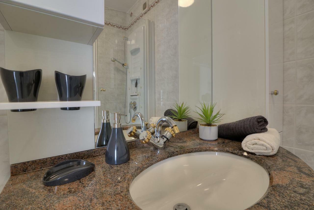 Apartment Barbara Сень Екстер'єр фото