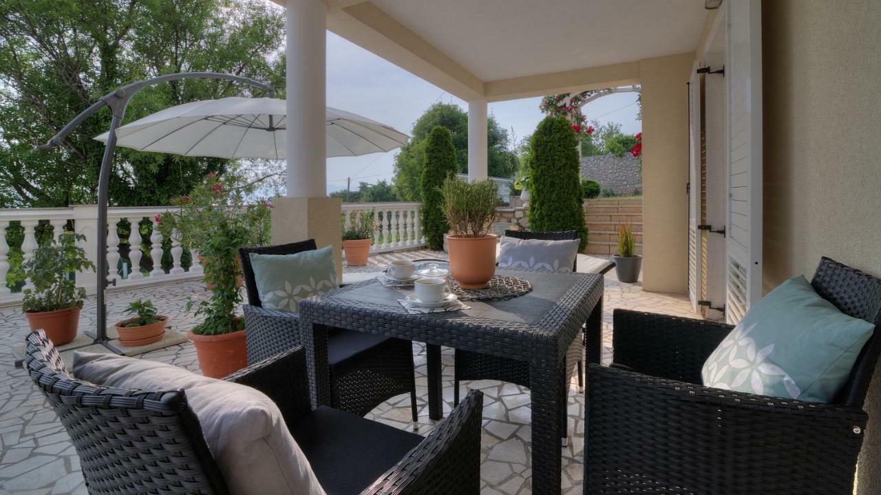 Apartment Barbara Сень Екстер'єр фото