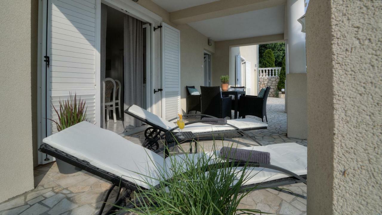 Apartment Barbara Сень Екстер'єр фото