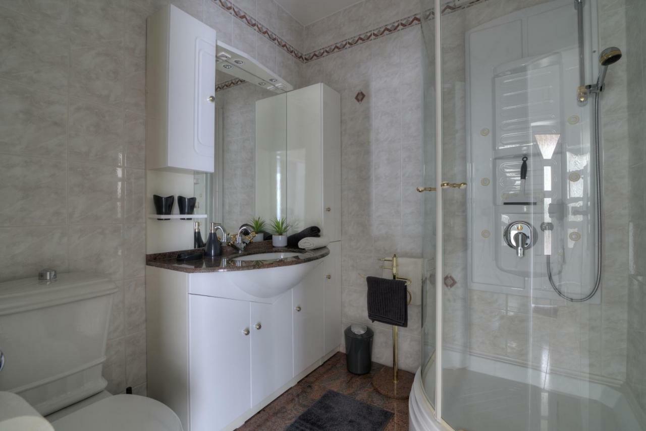 Apartment Barbara Сень Екстер'єр фото